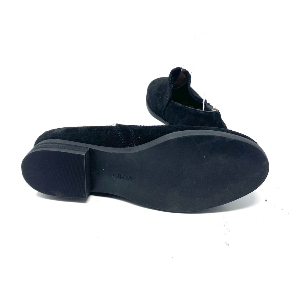 Array Slip Ons - image 3
